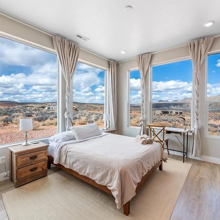Page Arizona Border Town- Grand Serenity Room With Mesa Views 빅 워터 외부 사진